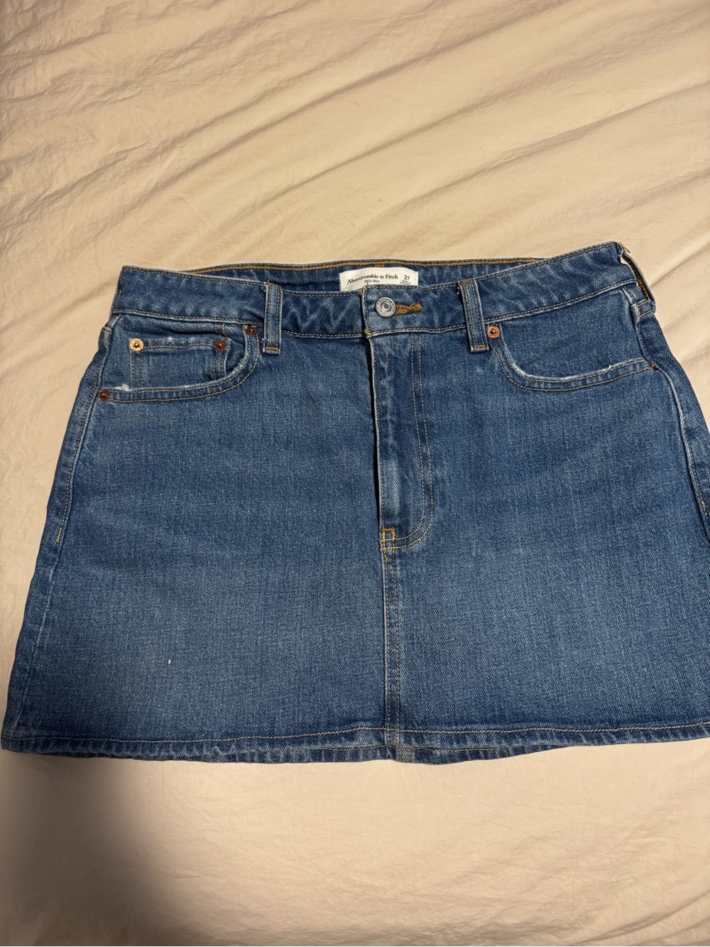 Abercrombie curve love skirt